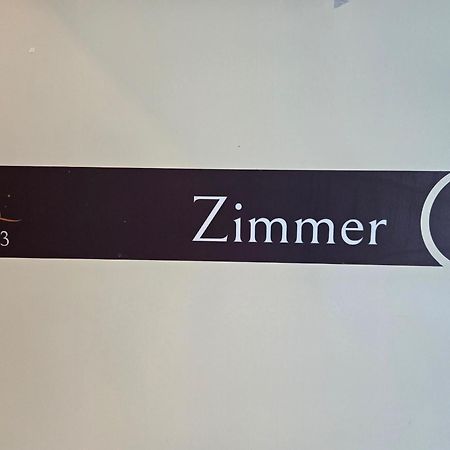 Pension Gp3, Zimmer Mit Kochnische Und Duschbad Vor Den Toren Berlins Dallgow-Doeberitz Zewnętrze zdjęcie